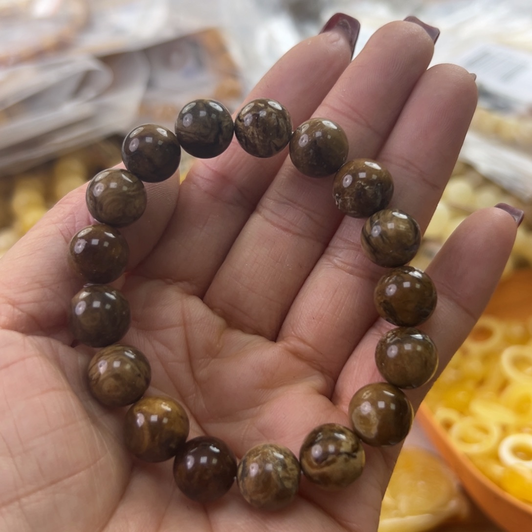 琥珀珠宝奇石未镶嵌