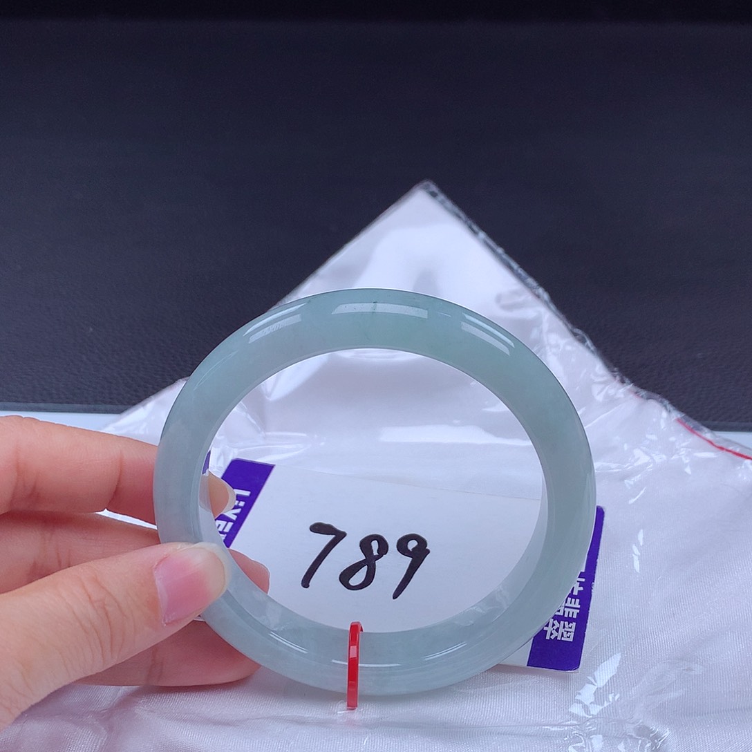 翡翠手镯未镶嵌60.8圈001023