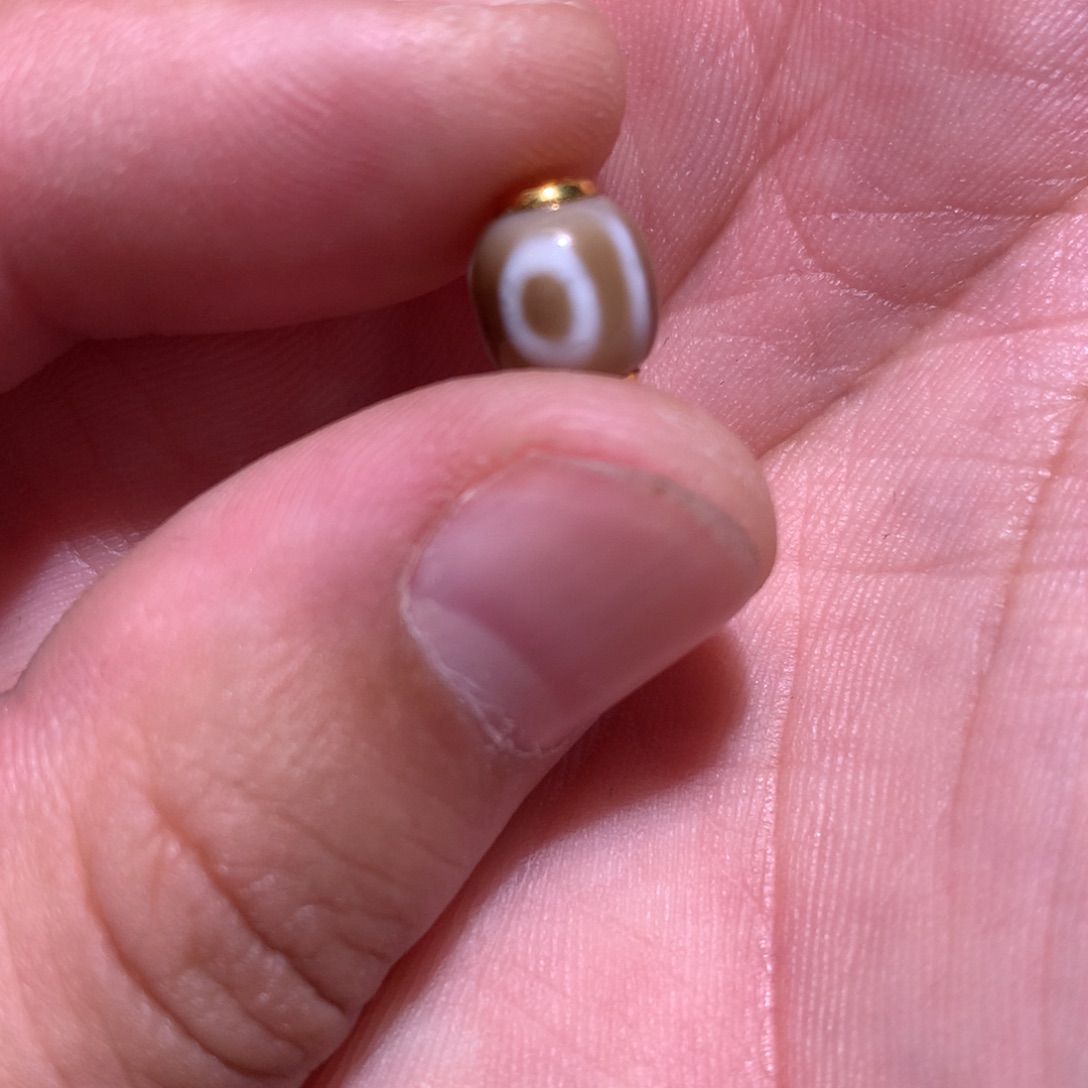 玛瑙/玉髓珠子18K金镶嵌85文玩配饰多样发其一