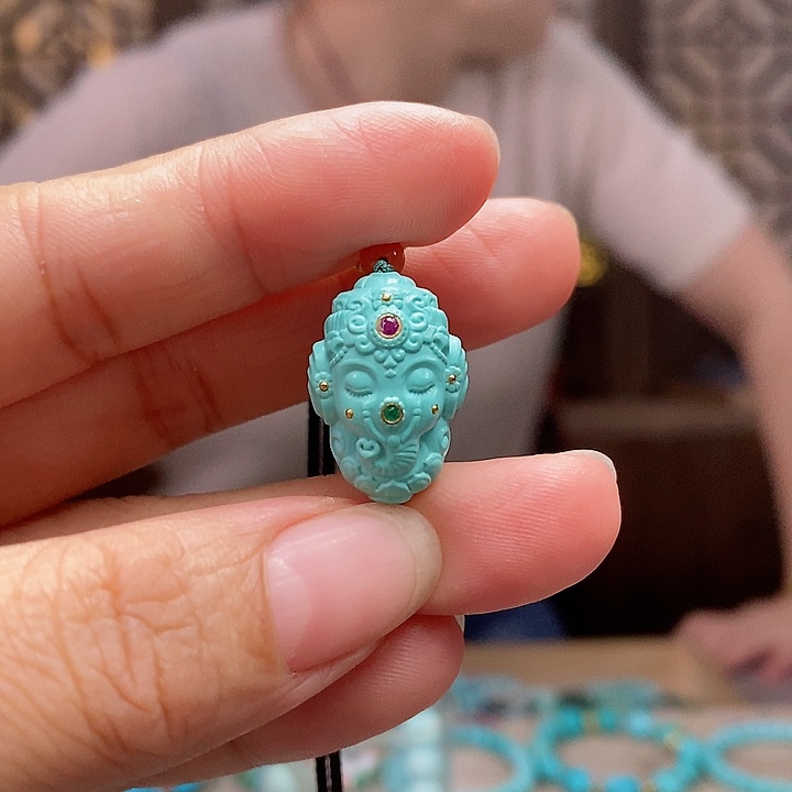 未镶嵌绿松石珠宝奇石糖**?