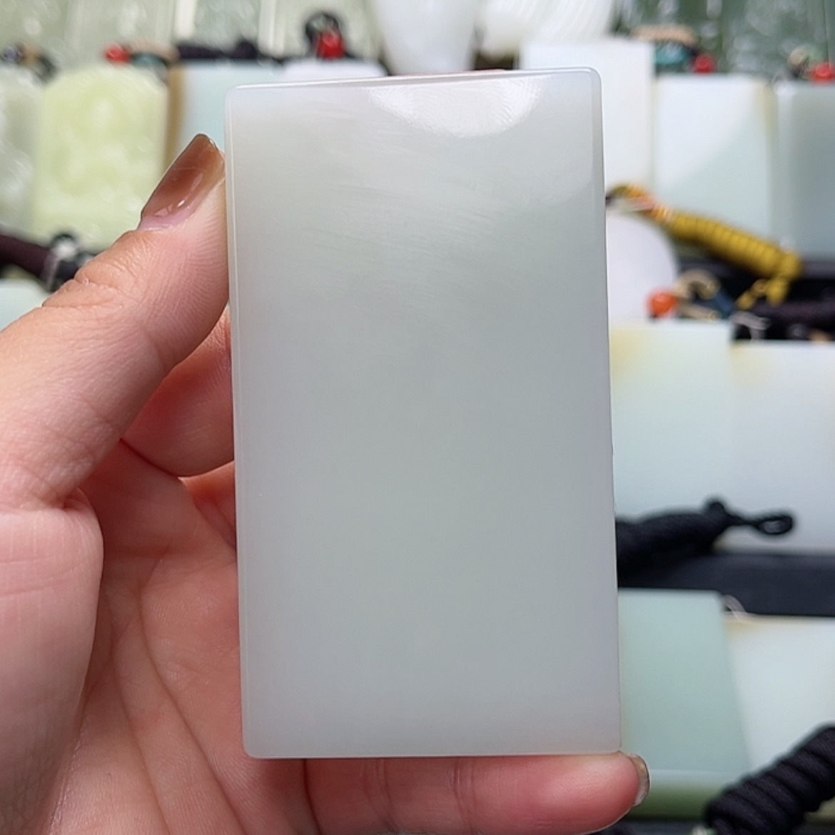 【闪购商品】颈饰未镶嵌和田玉?****叔