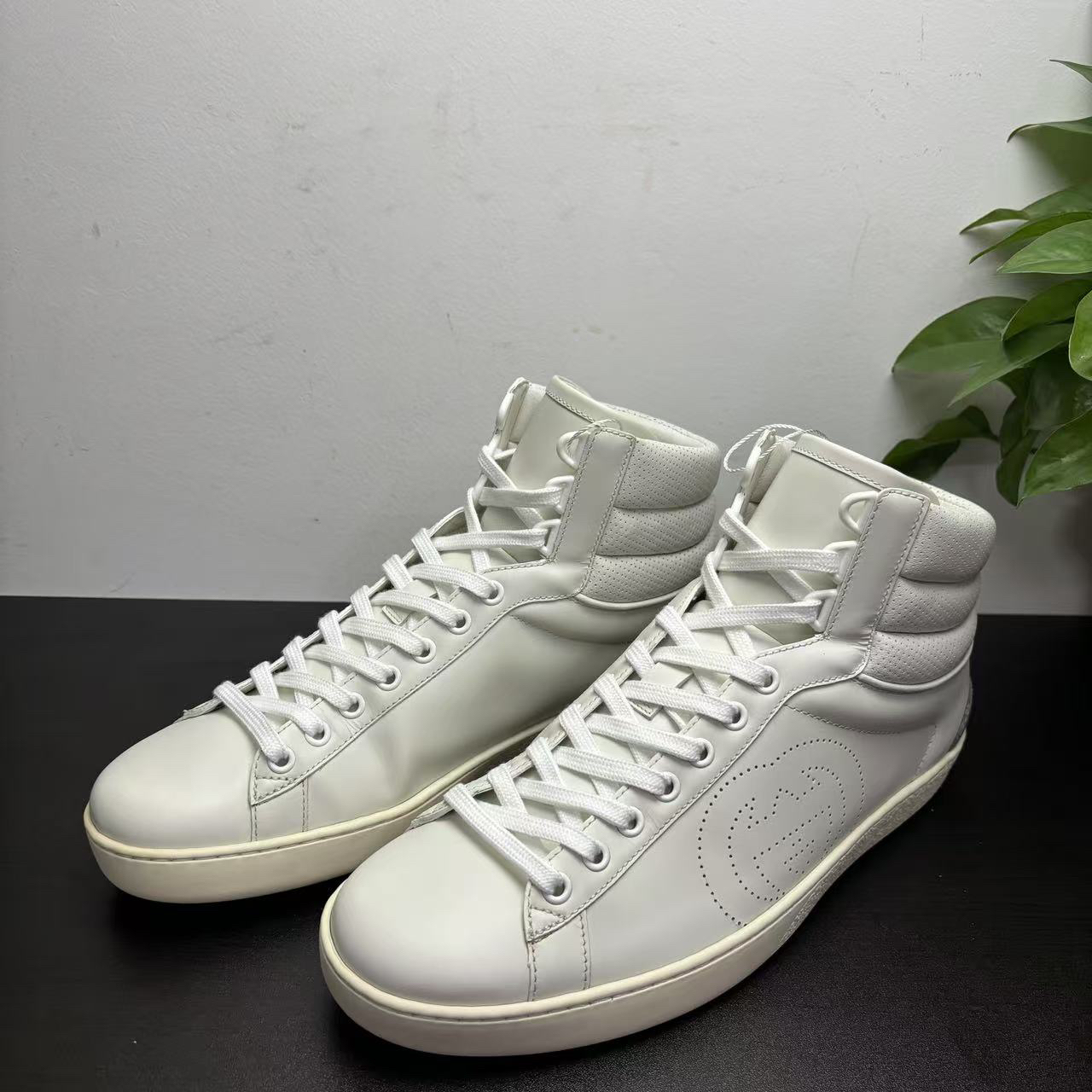 95新 GUCCI/古驰 41.5欧码双G镂空高帮古驰板鞋/时尚/百搭