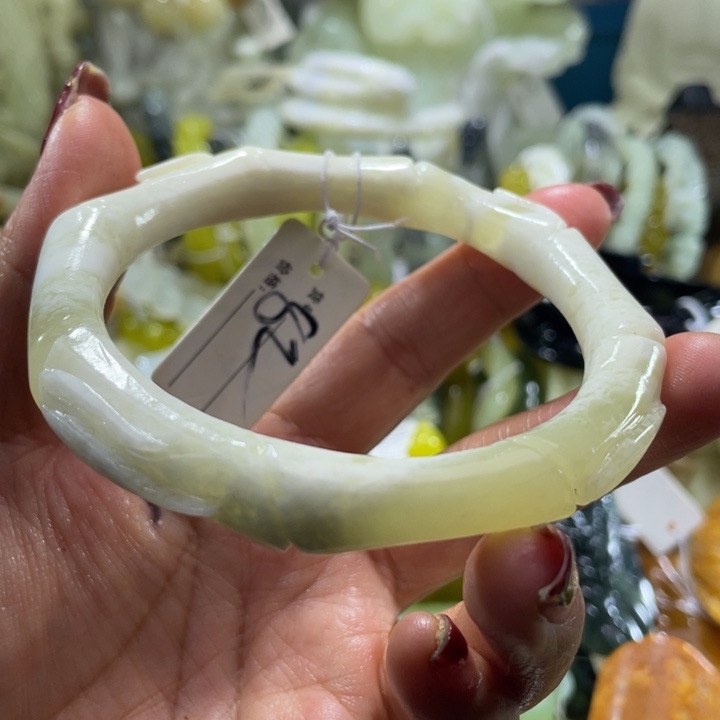 岫玉未镶嵌手镯62.63