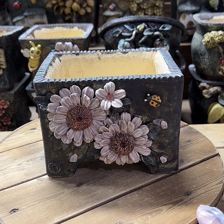 青藤多肉花盆百搭