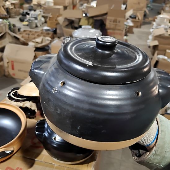 绿泥盘子碗茶壶啥都有