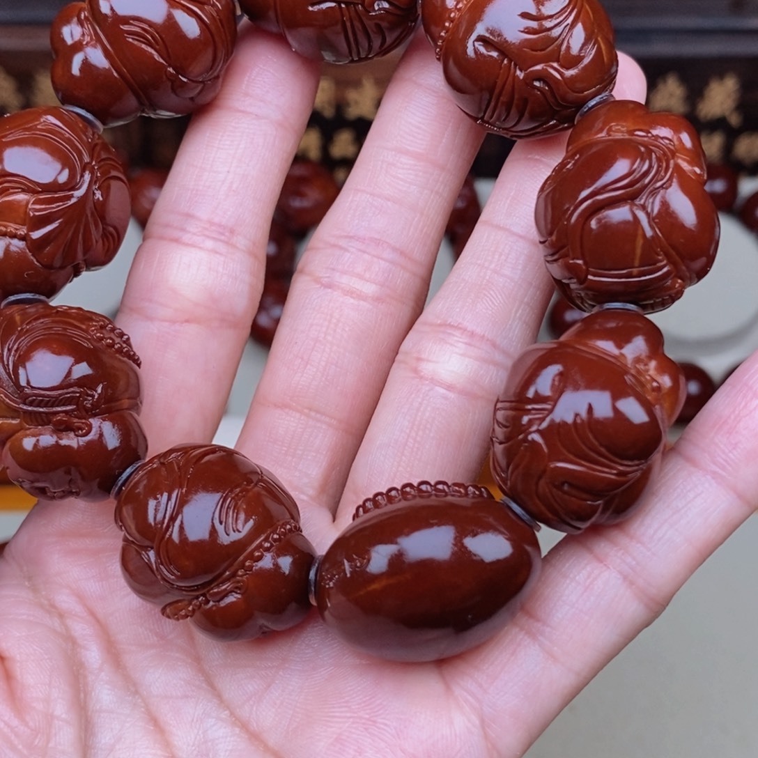 平***哥橄榄核吊坠海派弥勒