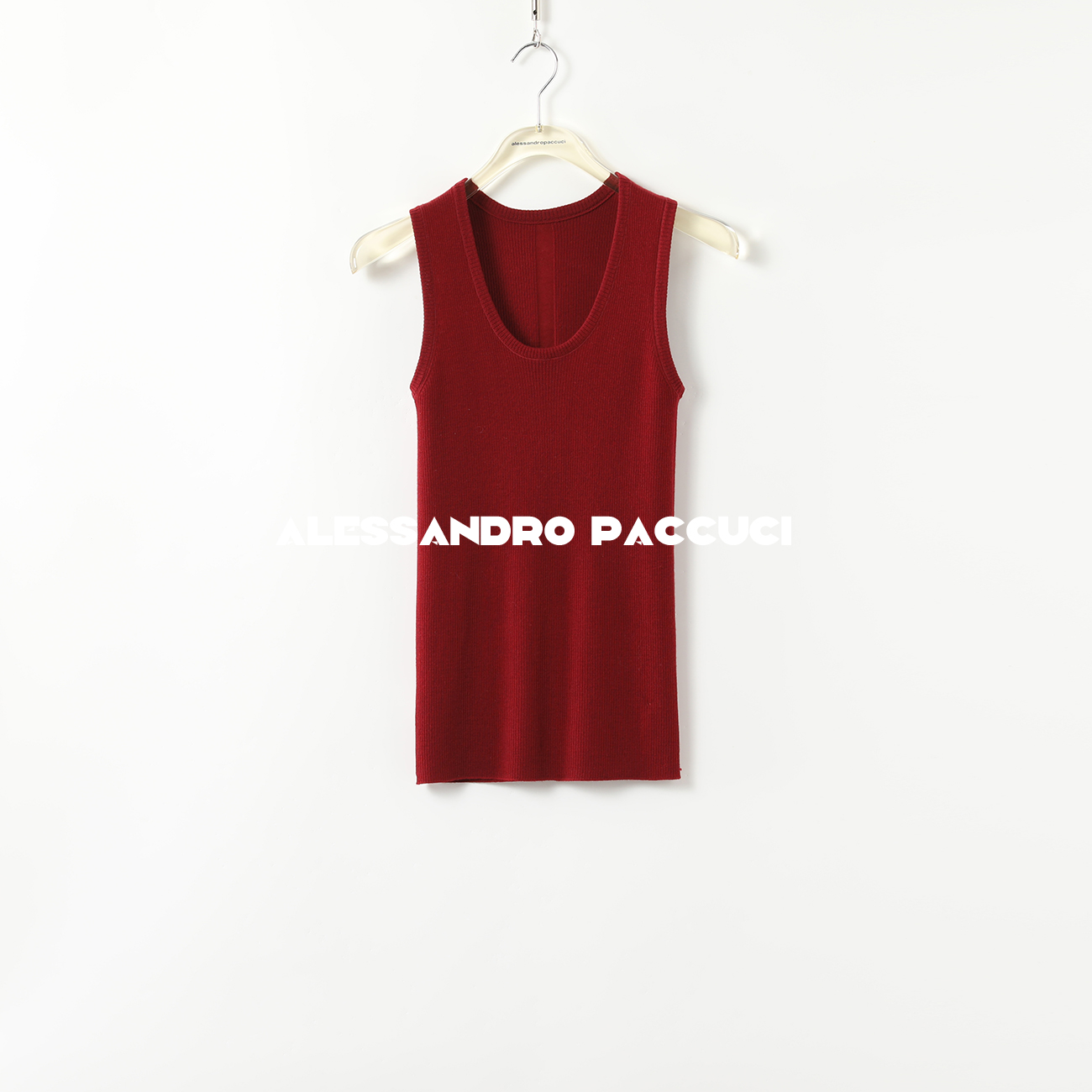 AP洛哥43036MB【聆风私语】羊毛深U领纯色针织无袖时尚背心2024秋