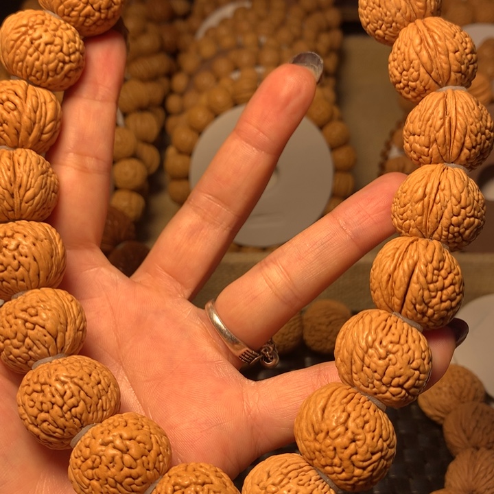 桃核手串摩*哥7号链接。。。。