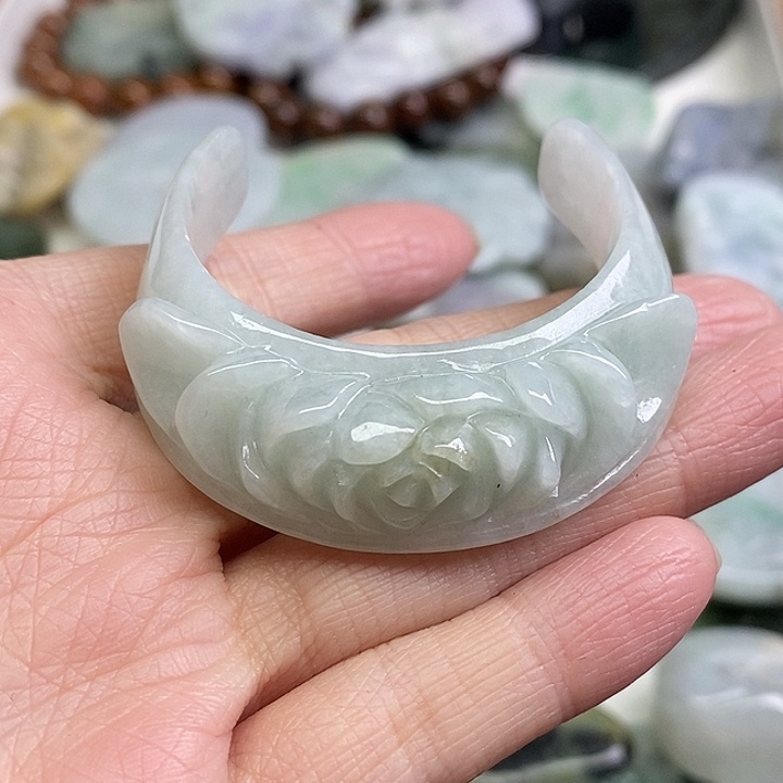 翡翠未镶嵌颈饰天然翡翠86