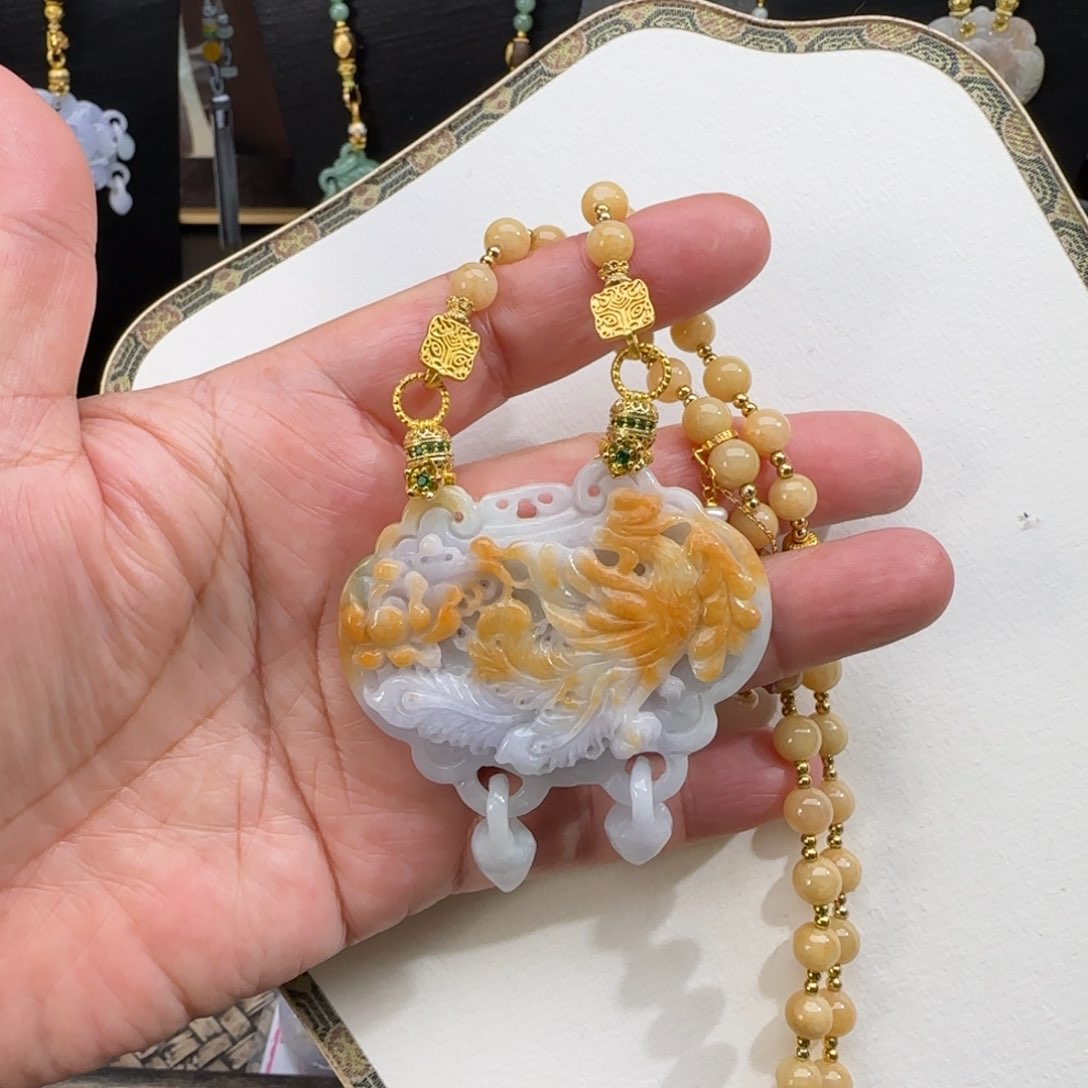 翡翠颈饰未镶嵌宝**麻仿古