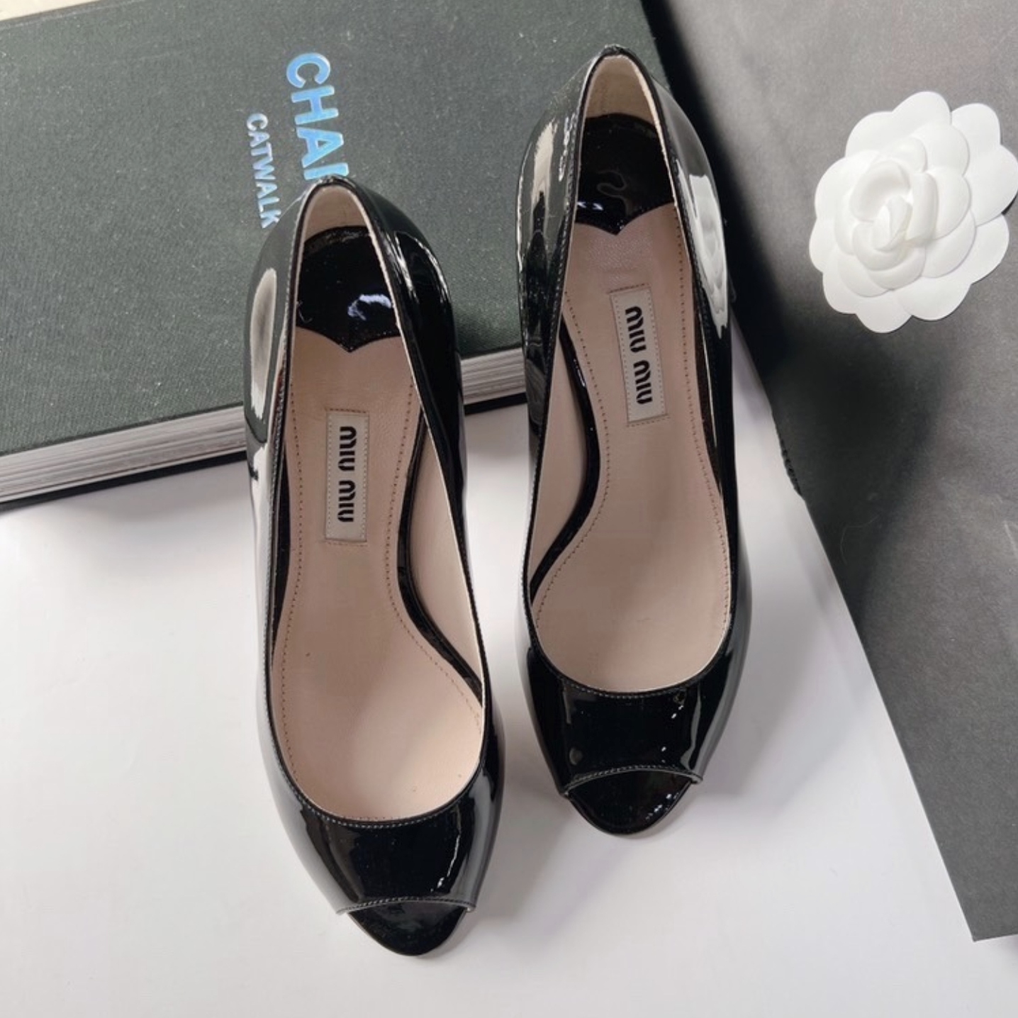 95新 MIU MIU/缪缪 蔚蓝/高跟鞋/36码/LZ807H999