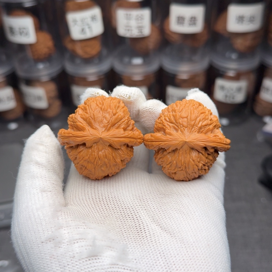 海***.把件文玩核桃粗筋闷白