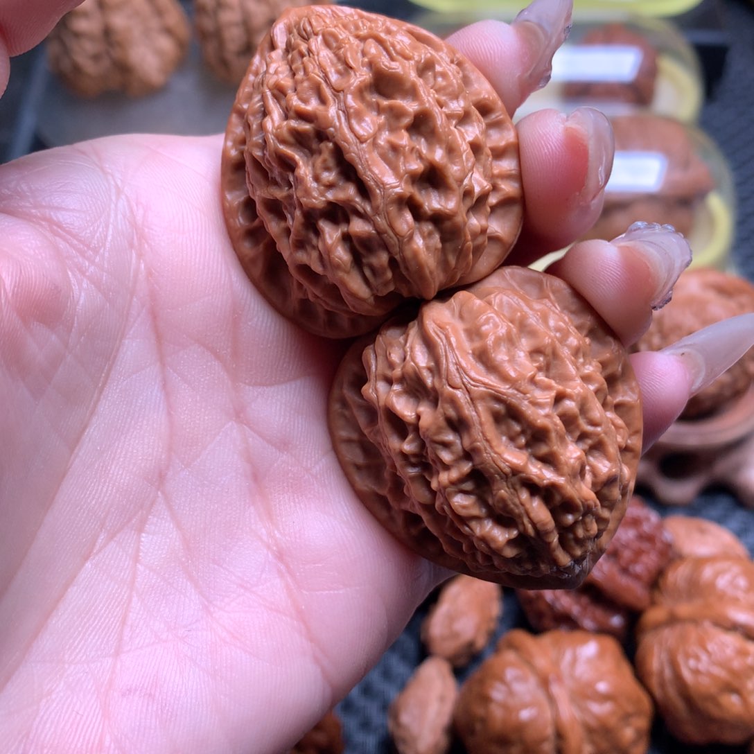 文玩核桃把件37金牛