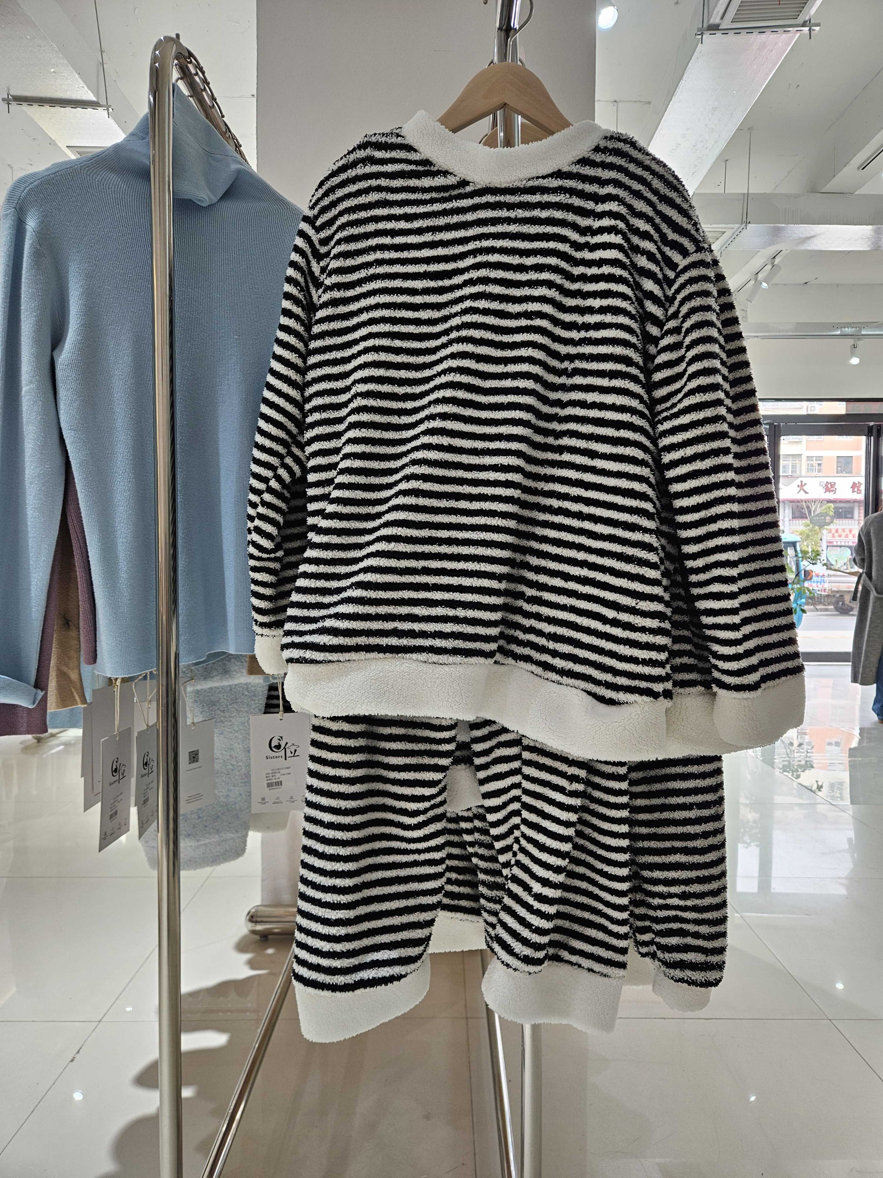 新款半边绒睡衣套装