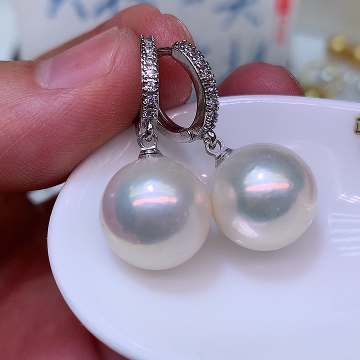银S925镶嵌耳饰淡水珍珠