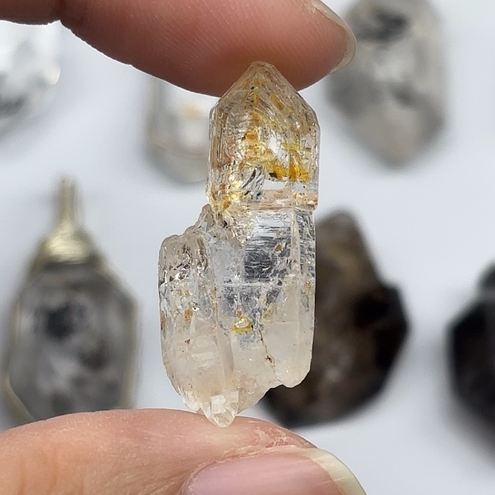 水晶未镶嵌颈饰巴基斯坦油胆闪灵钻32mm
