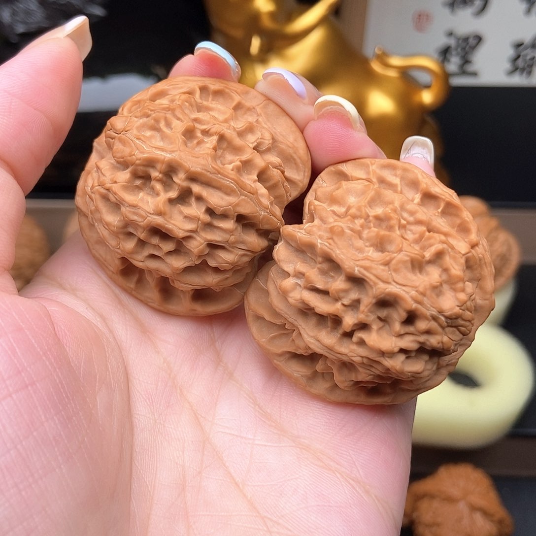 文玩核桃吊坠42苹果园