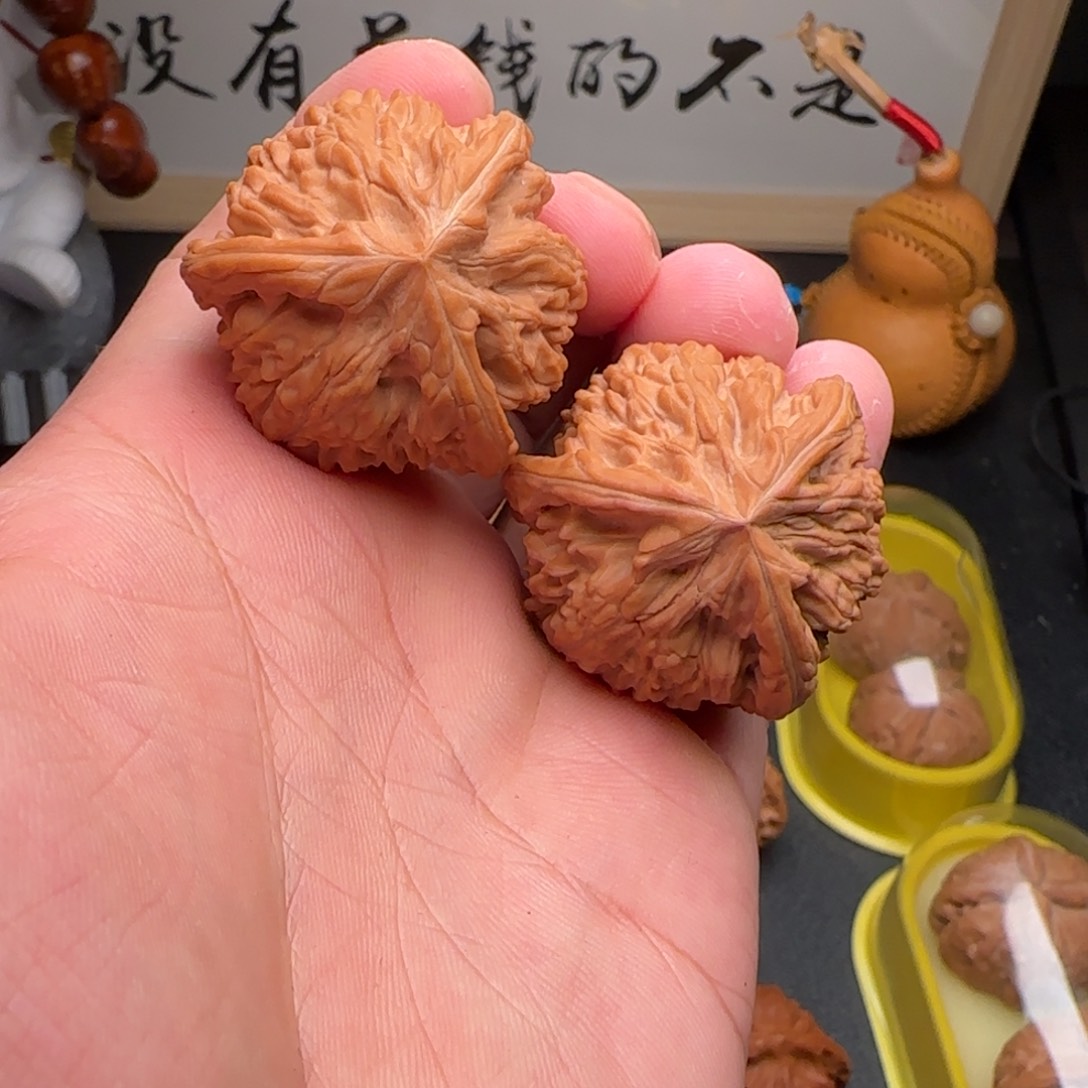 文玩核桃吊坠御龙38