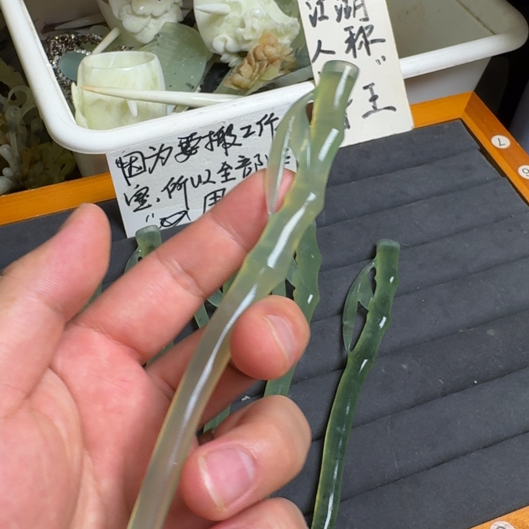 未镶嵌蛇纹石玉发饰