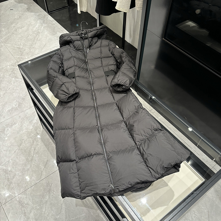 25年秋冬新款 时尚百搭方块面包收腰长款连帽羽绒服-8824