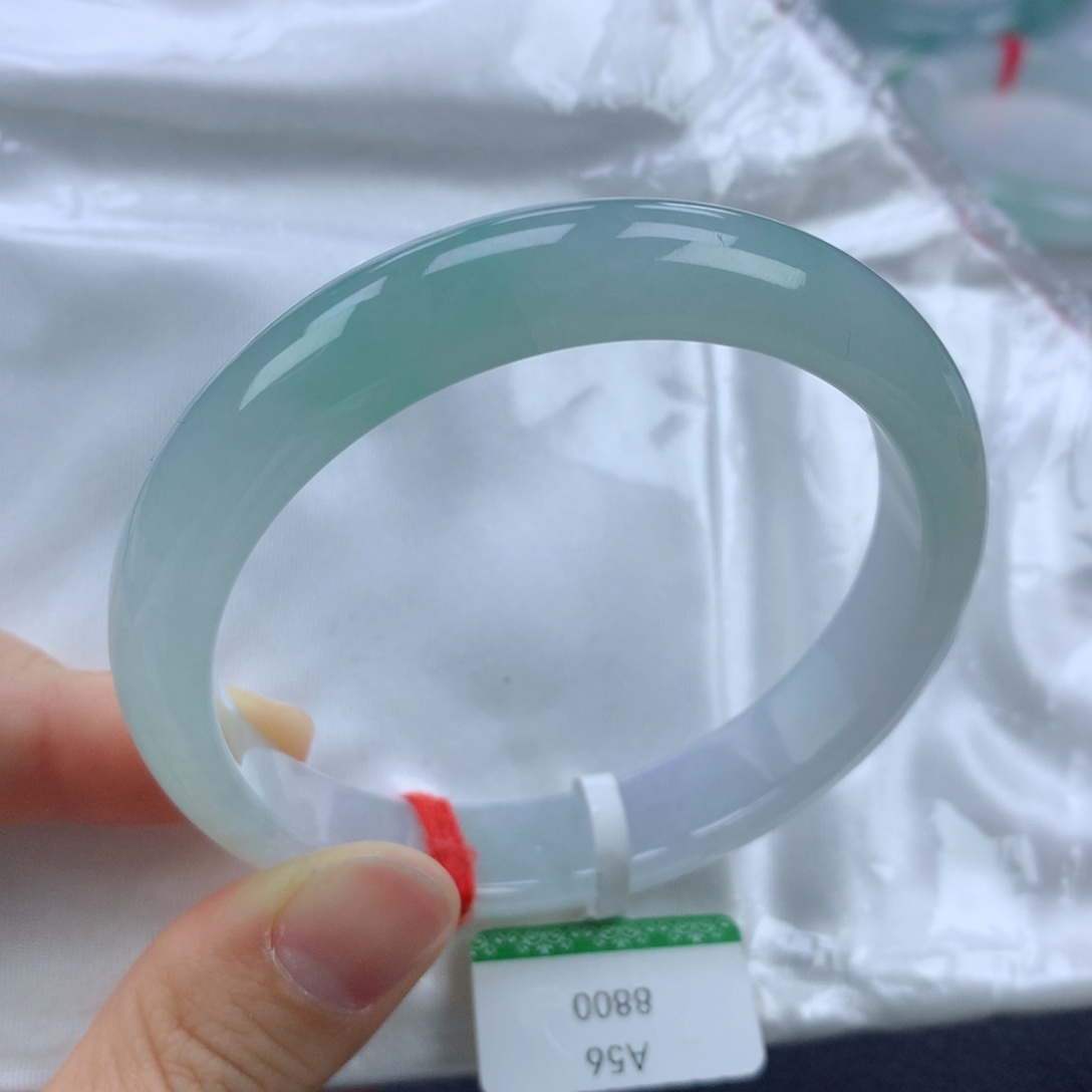 翡翠手镯未镶嵌56.7正