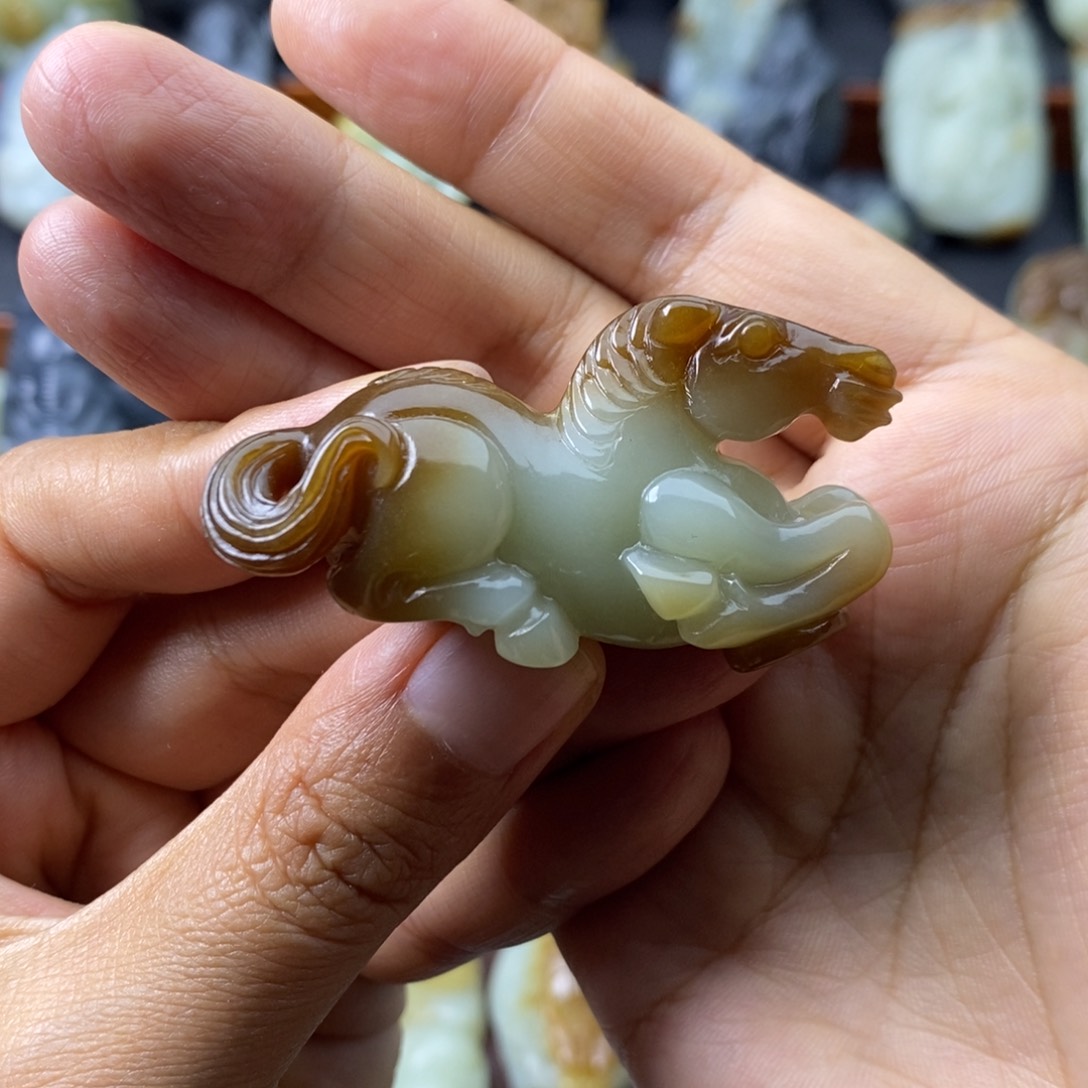 和田玉未镶嵌挂件