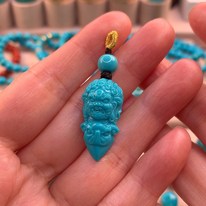 绿松石配饰未镶嵌