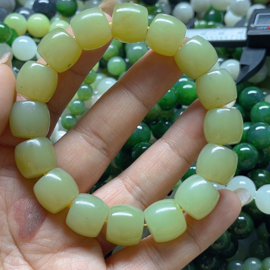 和田玉手链未镶嵌