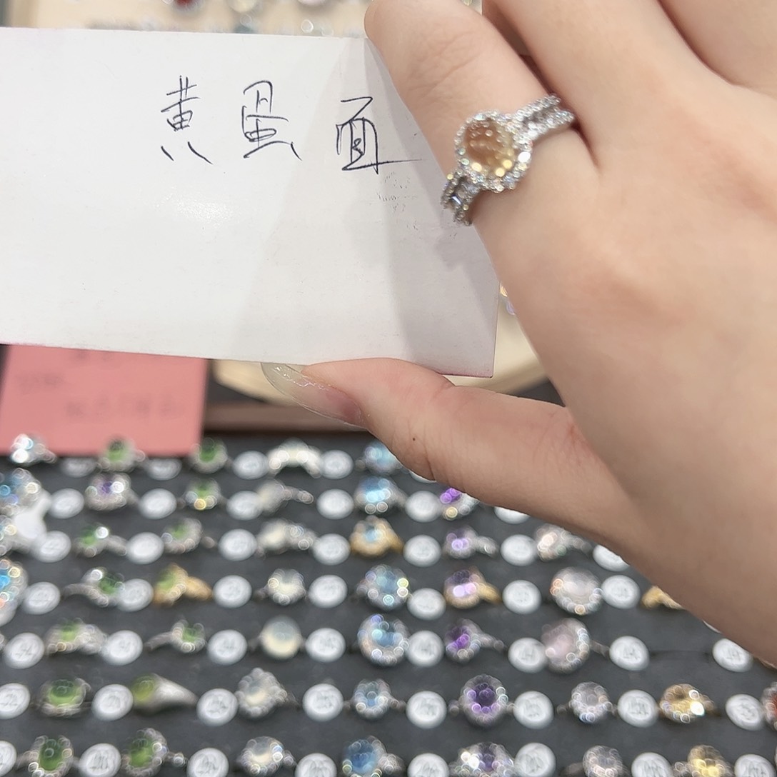 蛇纹石玉戒指银S925镶嵌小*?