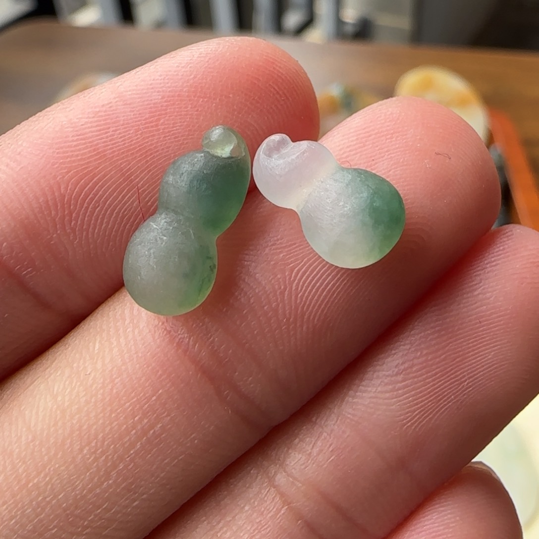 定制翡翠未镶嵌葫芦