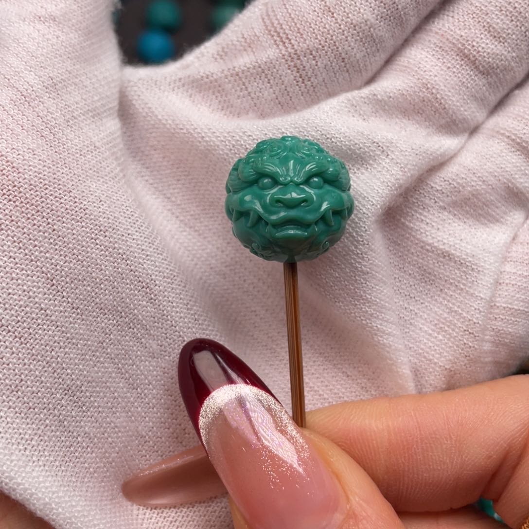 绿松石配饰未镶嵌