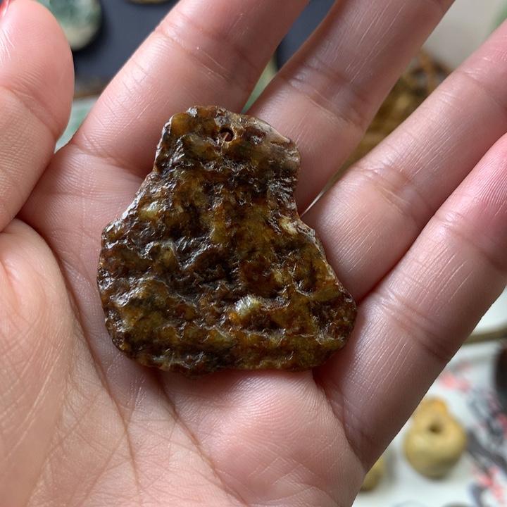 岫岩河磨玉（透闪石质玉）挂件未镶嵌