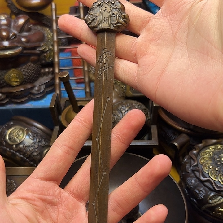 精美铜器摆件下单