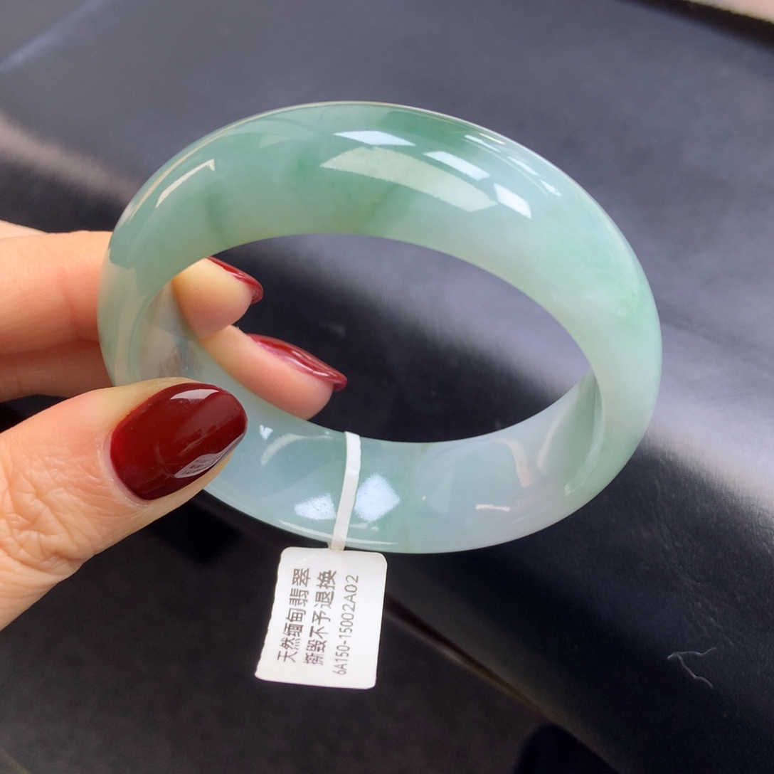 翡翠未镶嵌手镯轮胎