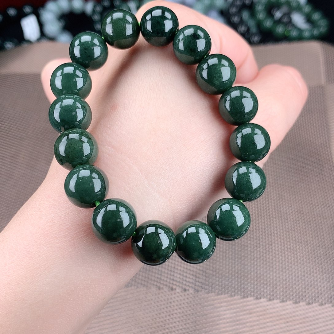 翡翠毛衣链未镶嵌