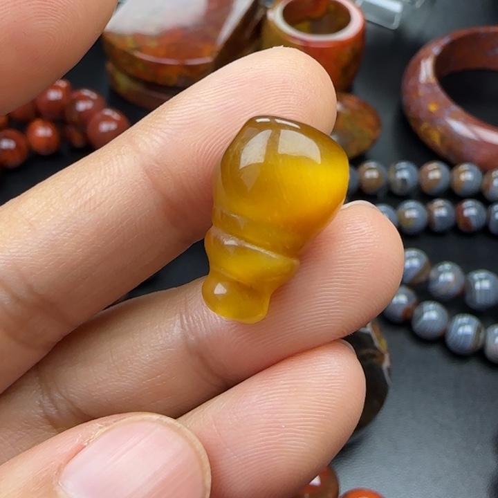 玛瑙/玉髓未镶嵌原矿玛瑙项链牌子