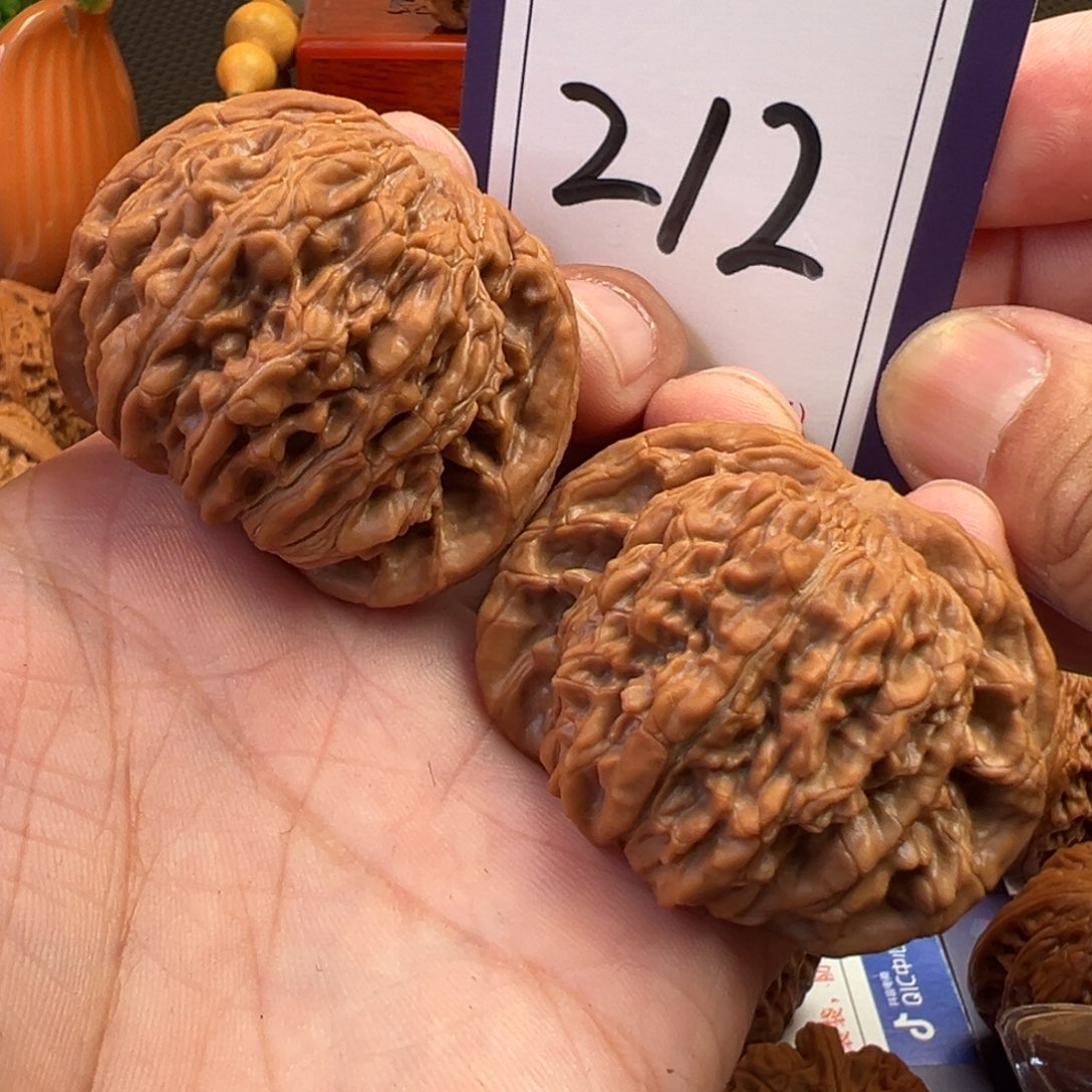 文玩核桃把件全品平谷四座楼48.5尺寸212号