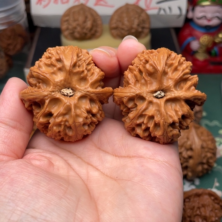 【闪购商品】把件文玩核桃45苹果园