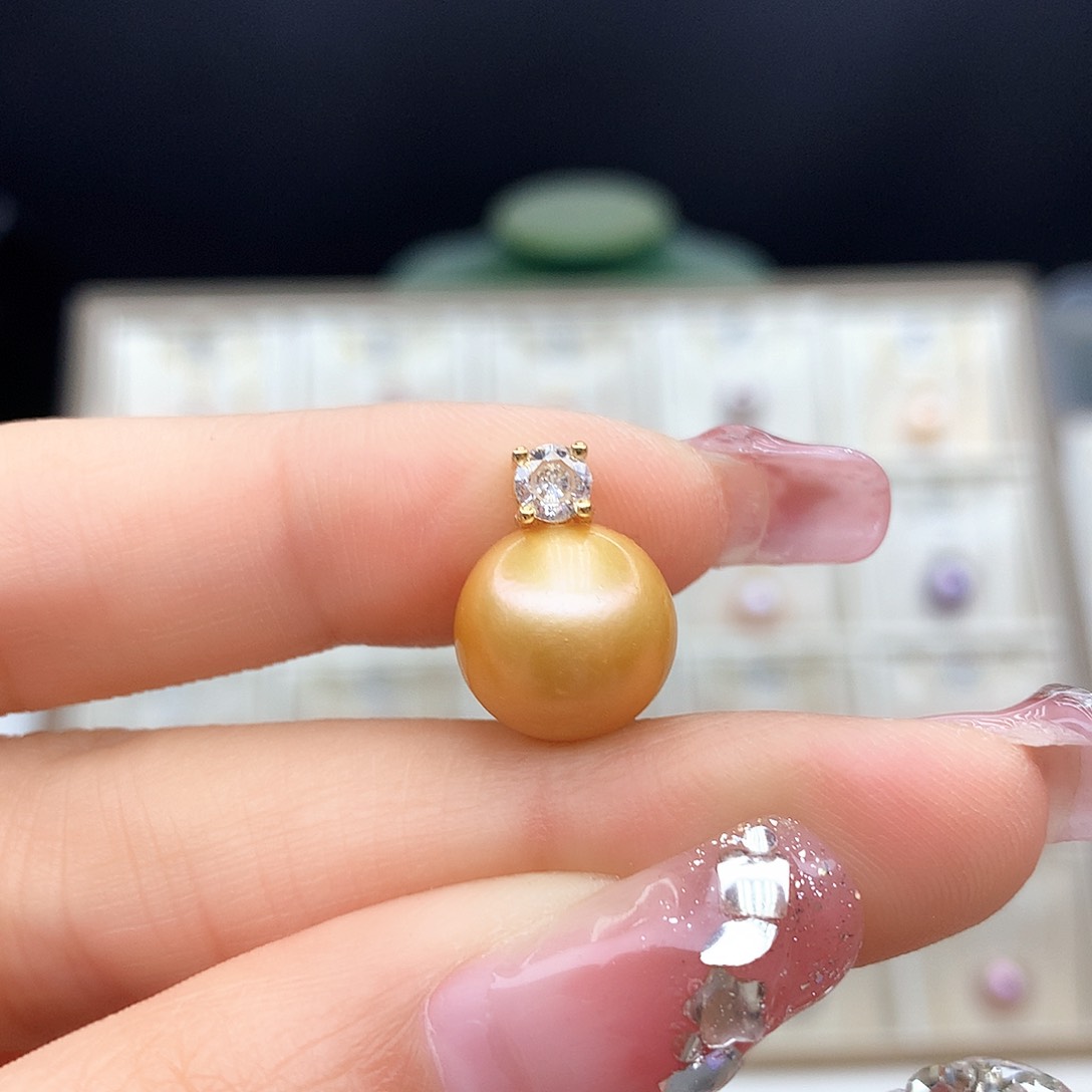淡水珍珠颈饰合金