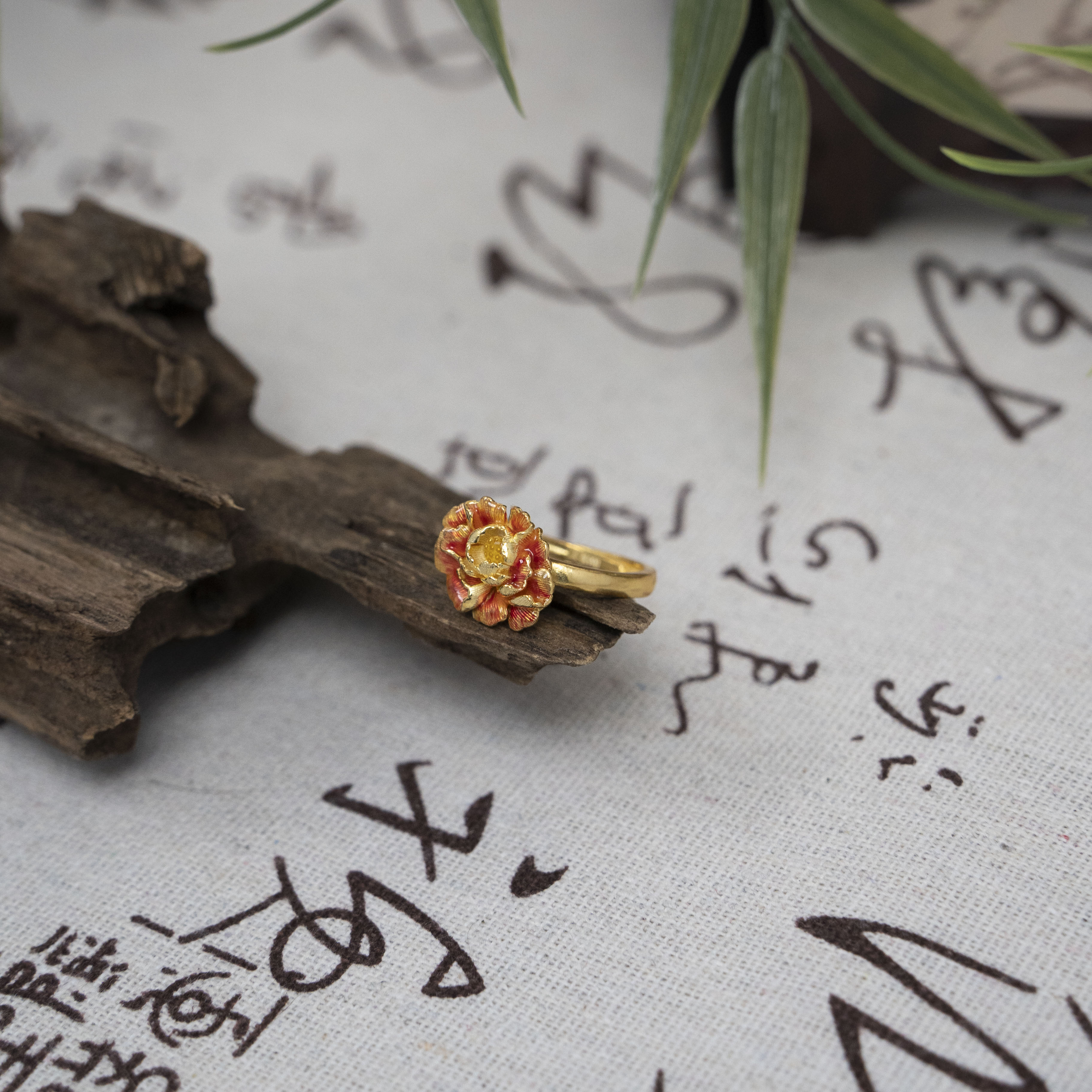 足银戒指 红色玫瑰戒指/3.8克/足银990