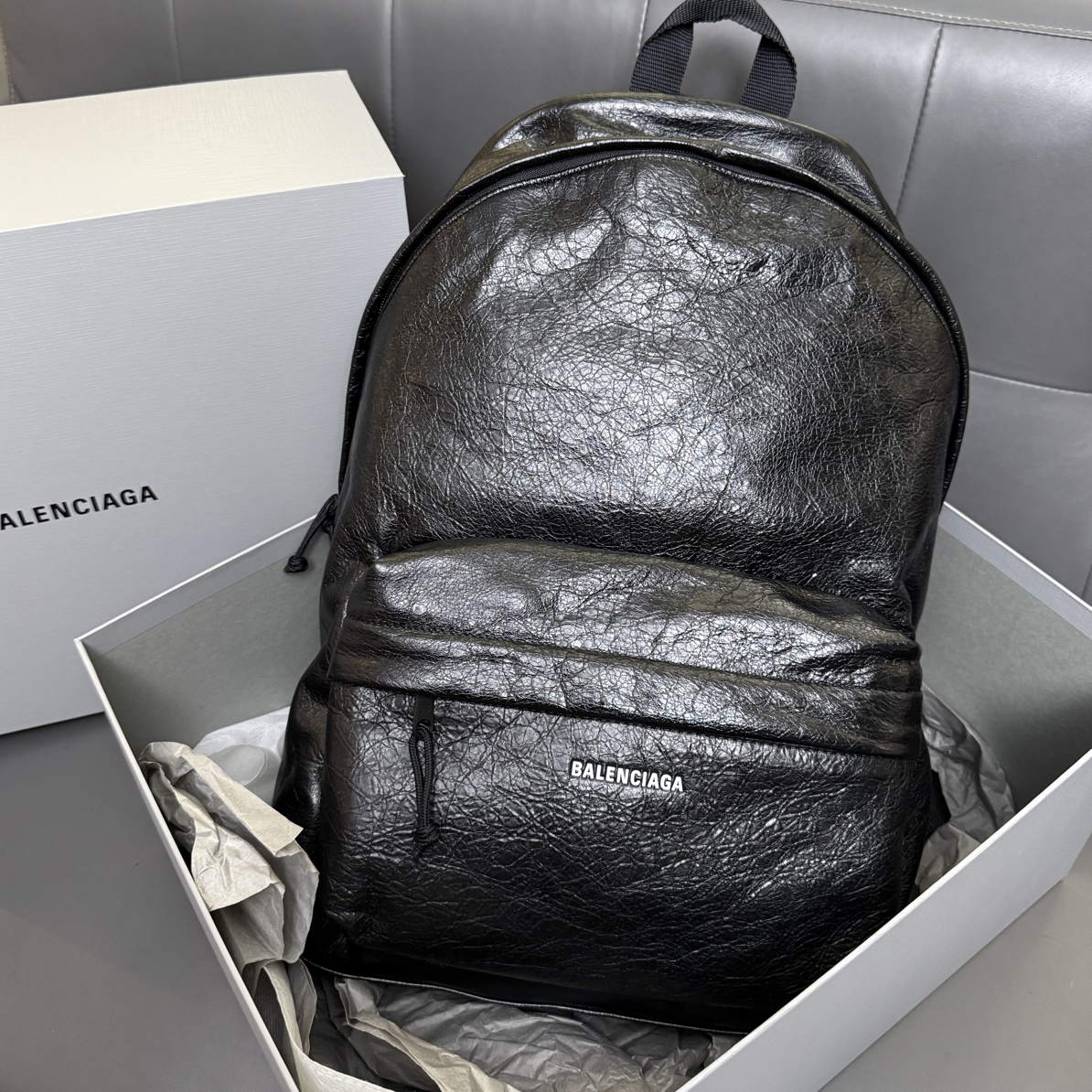未使用 Balenciaga/巴黎世家 巴黎世家新款经典黑色油蜡双肩包