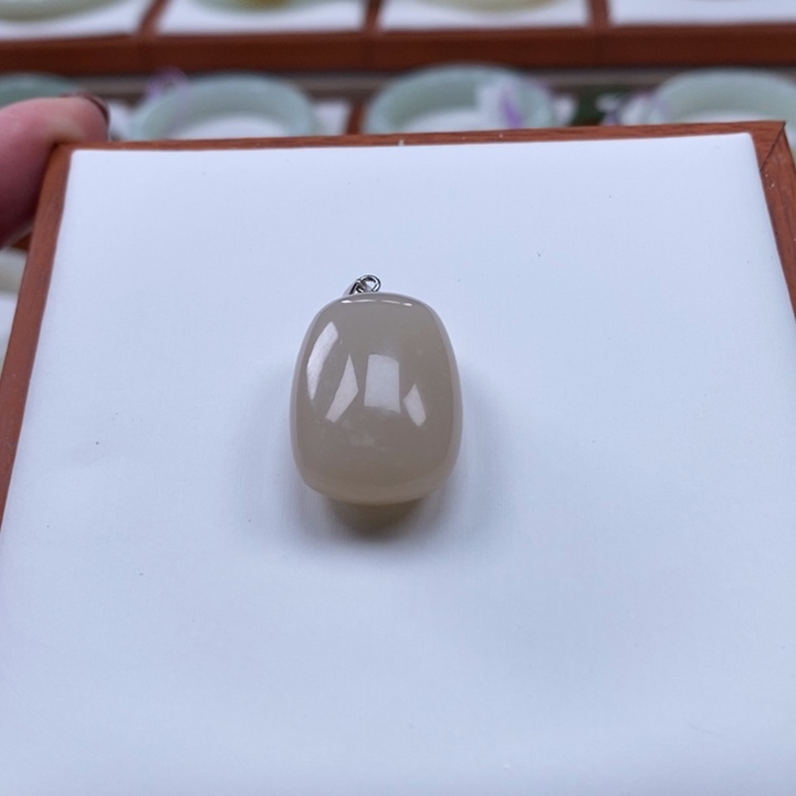 和田玉挂件未镶嵌