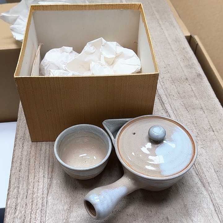 瓷片噗哈哈哈哈哈哈哈哈哈