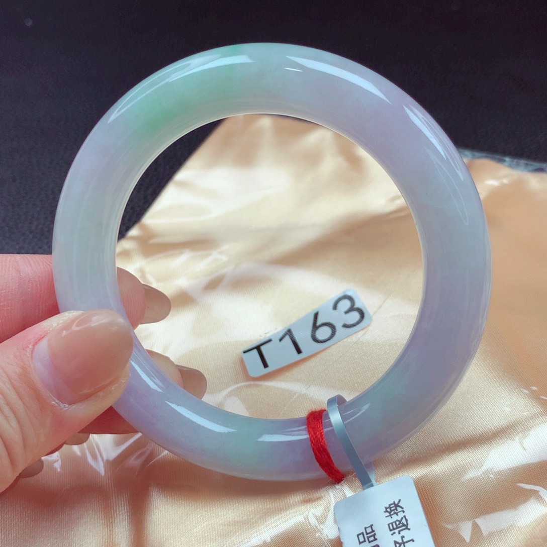 翡翠手镯未镶嵌手镯88