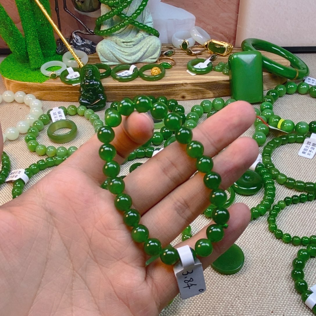 小***候和田玉（碧玉）未镶嵌手串