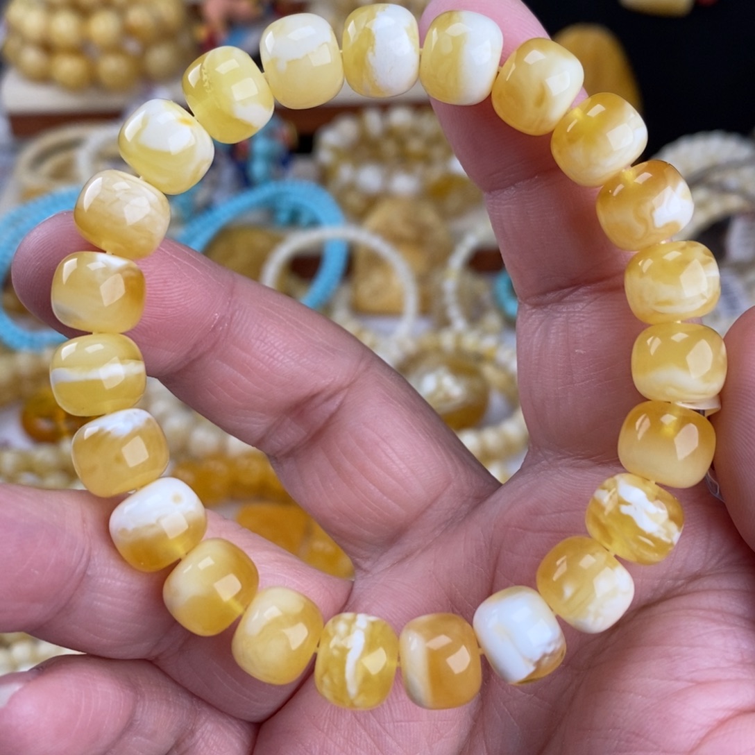 蜜蜡未镶嵌手链瓷白溶洞妖花10.9mm