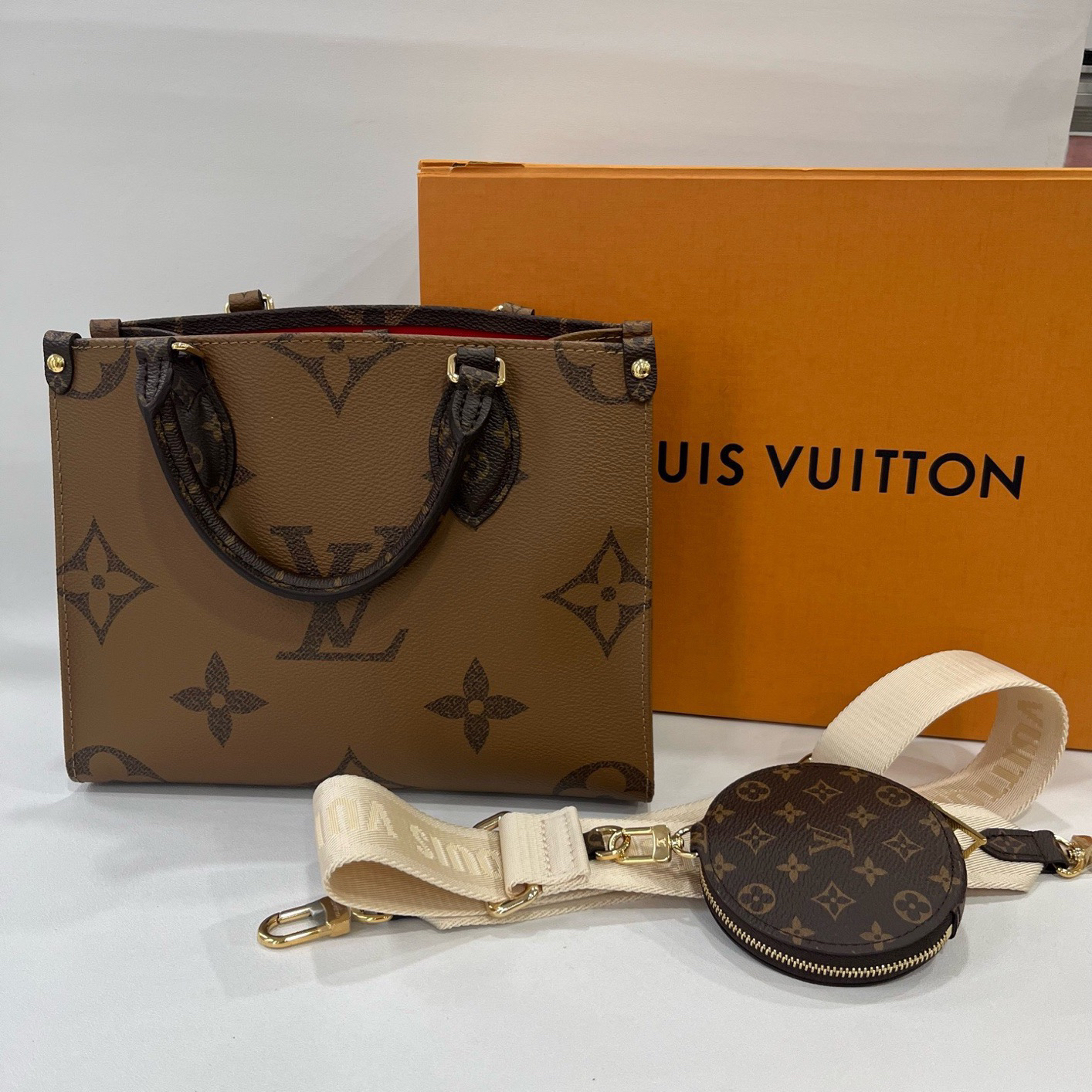 95新 LouisVuitton/路易威登 捐金沉珠/小号onthego
