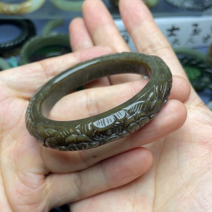 和田玉（糖玉）手镯未镶嵌57mm凤凰牡丹镯，麻糖
