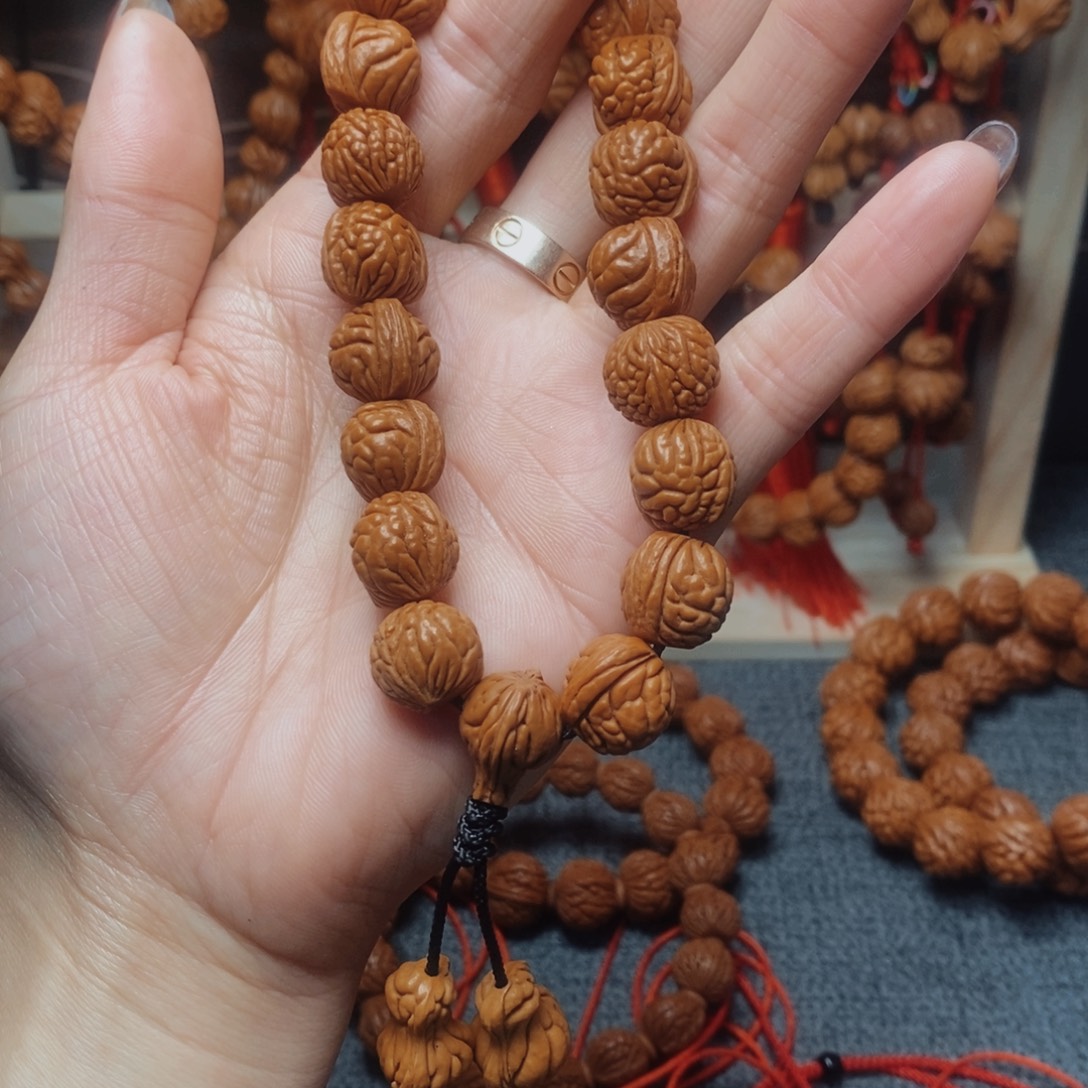 H***上桃核吊坠龙纹桃枭