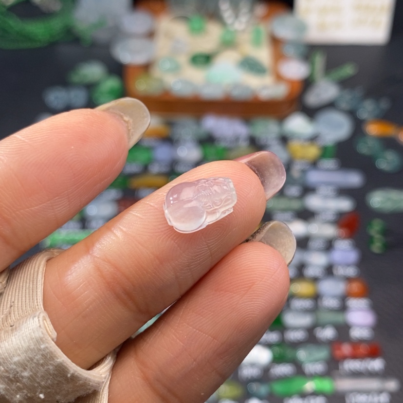 【闪购商品】翡翠挂件未镶嵌貔貅